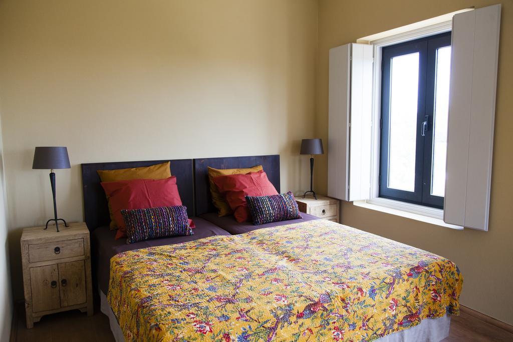 Quinta Rosa Amarela Bed and Breakfast Boliqueime Kamer foto